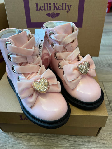 AW22 Lelli Kelly Pink Patent Heart Boots