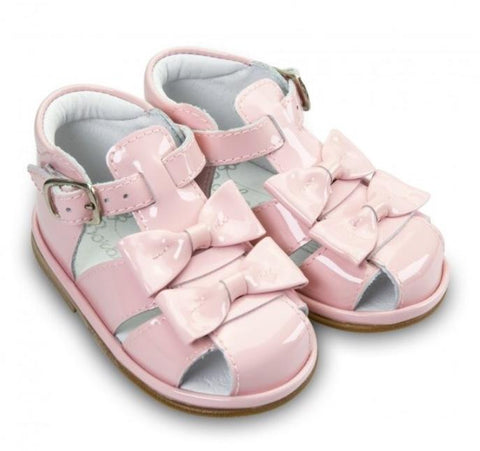 Borboleta Dina Pink Patent Leather Sandals